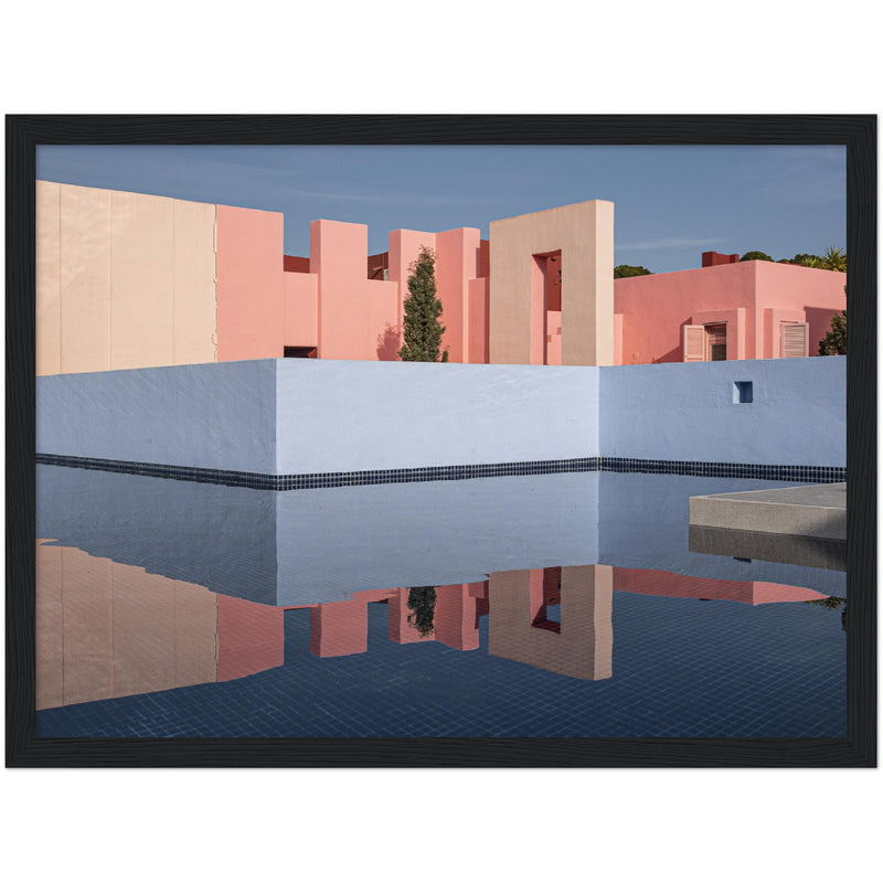 Poster: Muralla Roja #26